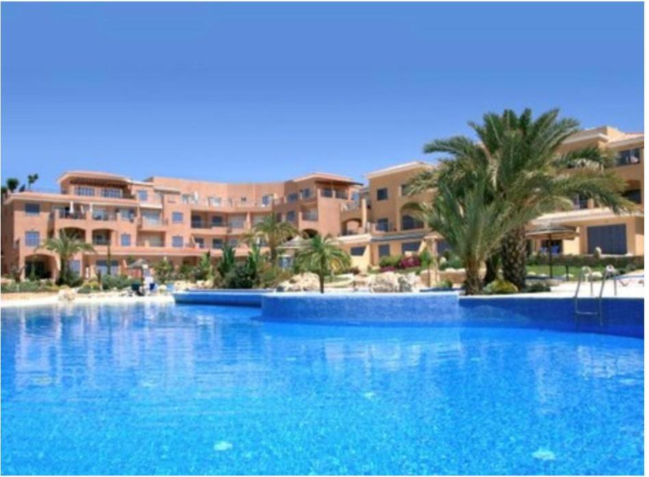 بافوس Comfortable 2 Bedroom Apartment In Popular Limnaria Gardens المظهر الخارجي الصورة