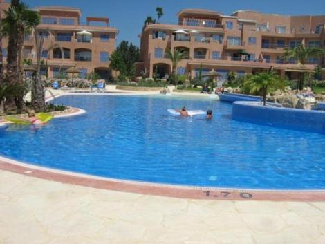 بافوس Comfortable 2 Bedroom Apartment In Popular Limnaria Gardens المظهر الخارجي الصورة