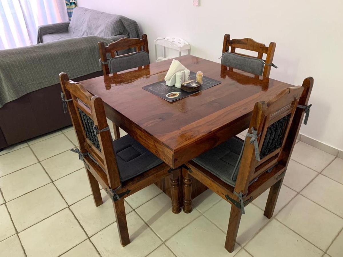 بافوس Comfortable 2 Bedroom Apartment In Popular Limnaria Gardens المظهر الخارجي الصورة