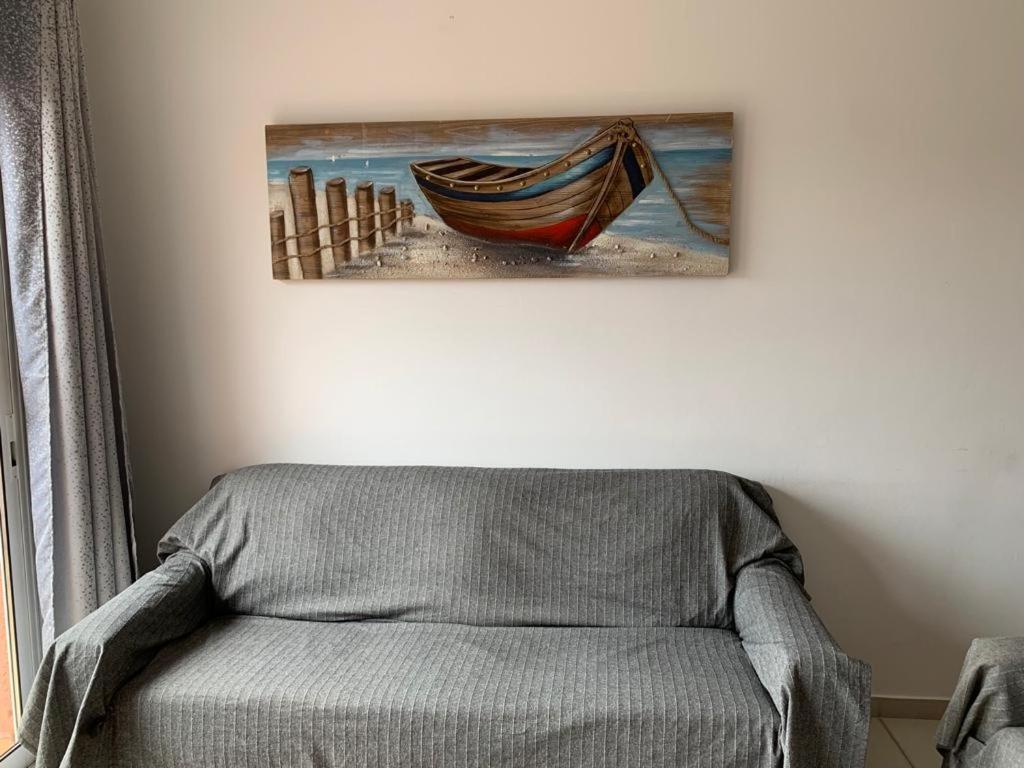 بافوس Comfortable 2 Bedroom Apartment In Popular Limnaria Gardens المظهر الخارجي الصورة
