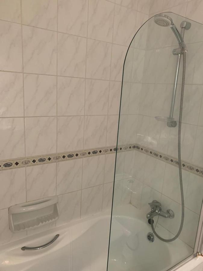 بافوس Comfortable 2 Bedroom Apartment In Popular Limnaria Gardens المظهر الخارجي الصورة