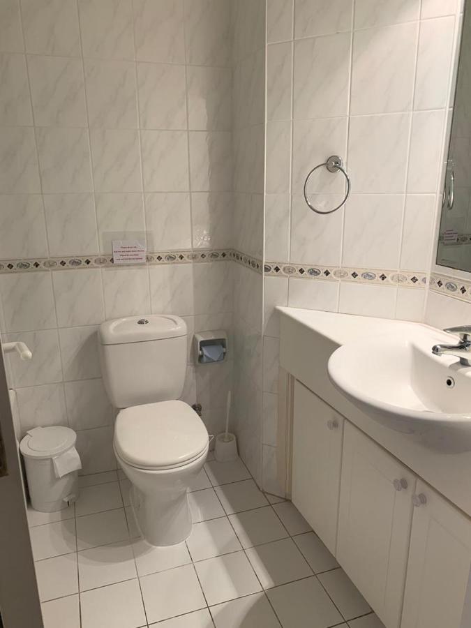 بافوس Comfortable 2 Bedroom Apartment In Popular Limnaria Gardens المظهر الخارجي الصورة
